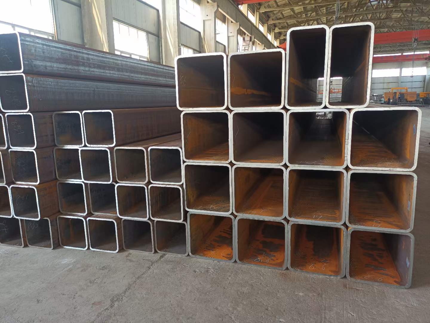 Q355B方矩管市场风向逆转，期货和现货都出现明显反弹